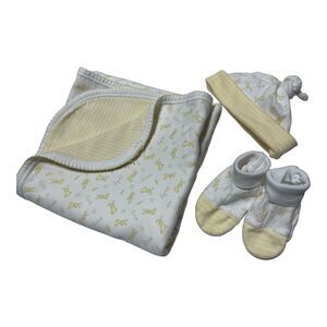 Nordstrom Baby Blanket Yellow Bunnies Green Stars “Little Baby” Hat Booties Set